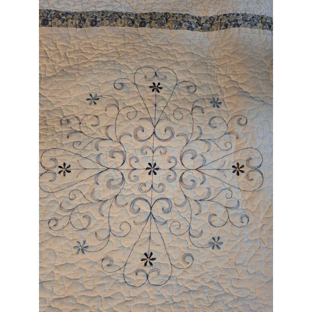 Retro Grannycore Quilted Embroidered Pillowcase